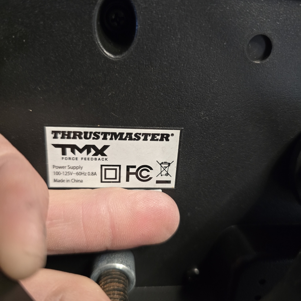 Thrustmaster Racing Wheel and Pedals Set - Picture 4 of 5